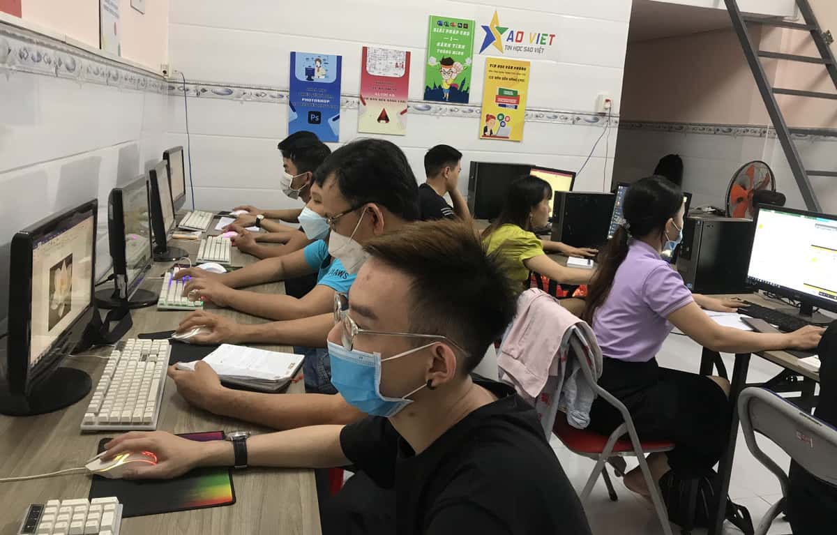 khóa học photoshop sao việt