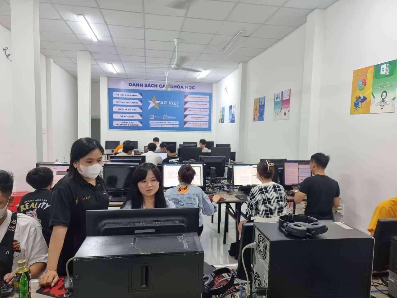 học chứng chỉ tin học văn phòng