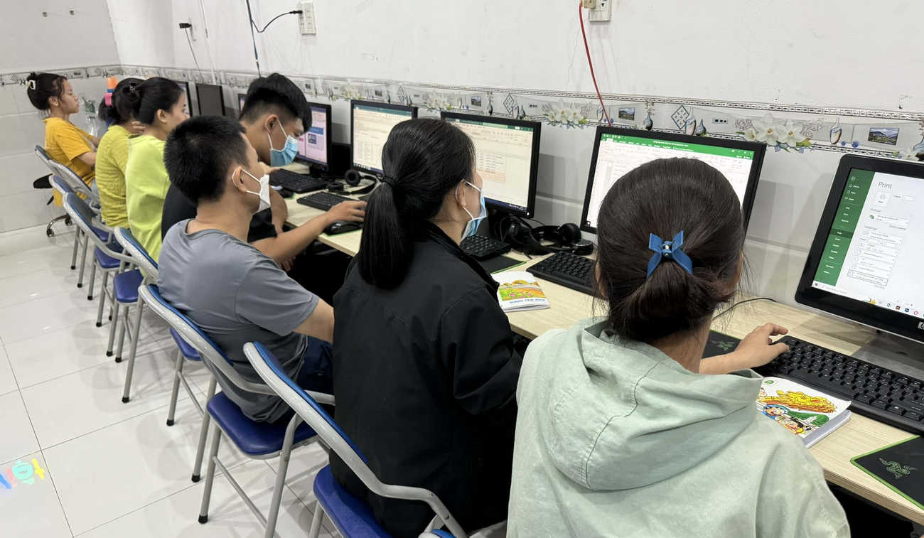 Khai giảng khóa học Tin Học văn Phòng cho người đi làm