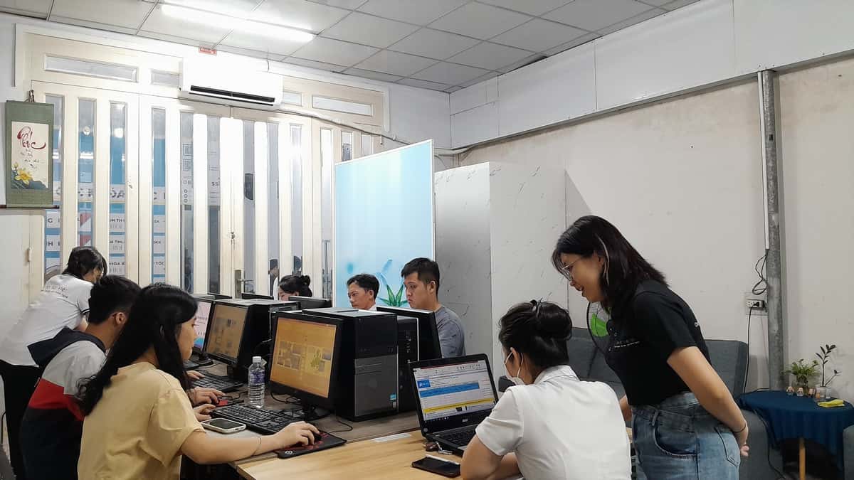 Học xuất nhập khẩu tại Trung tâm