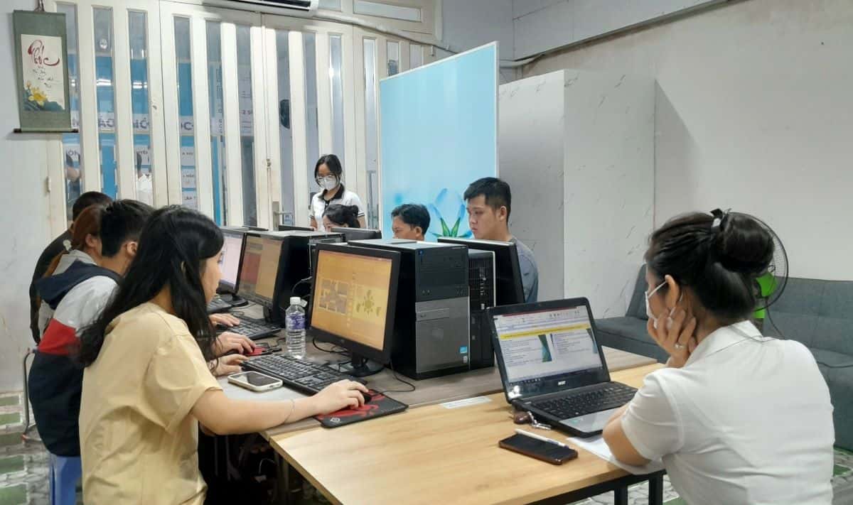khóa học mos cho người mới bắt đầu 