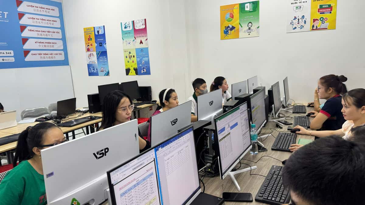 Trung tâm đào tạo tin học Sao Việt Quận 7