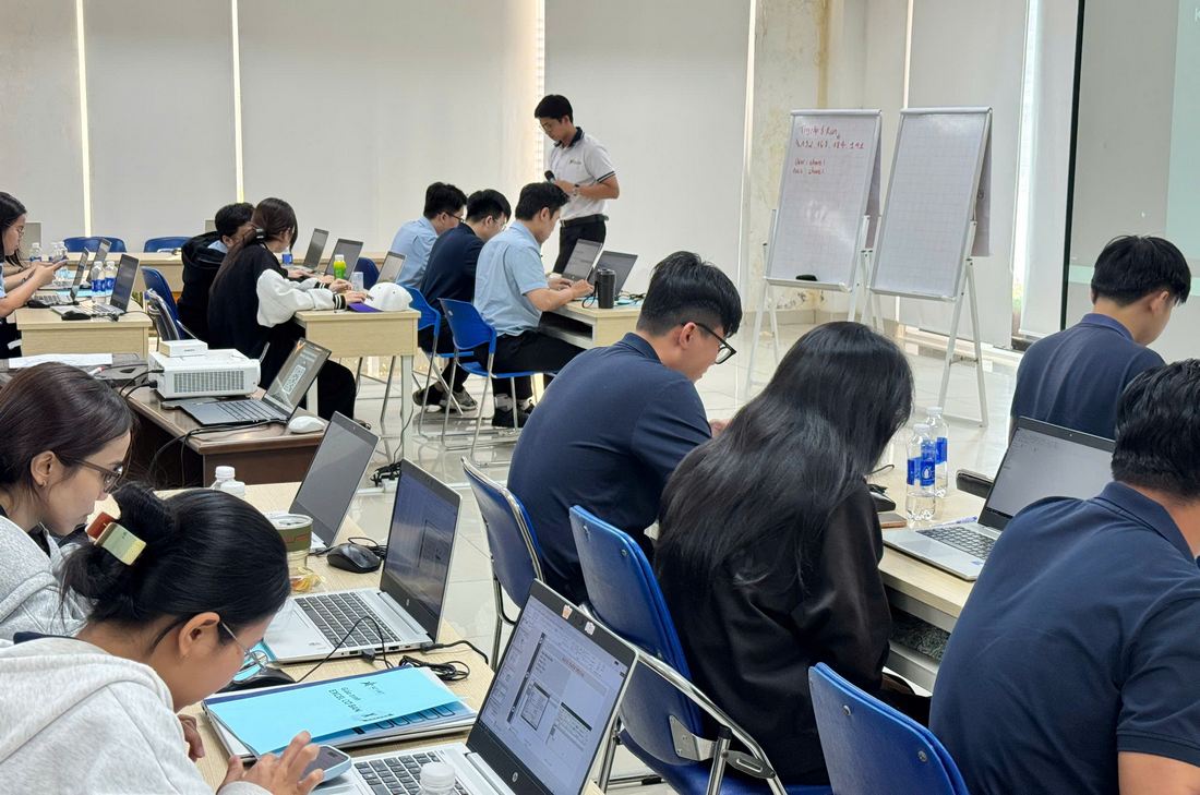 Khóa Học Ứng Dụng AI Trong Ngân Hàng Dành Cho Những Ai